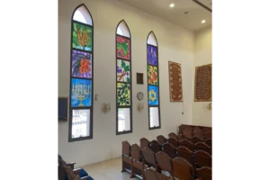 בית הכנסת אשדוד גואל ישראל 12 השבטים 1 חלונות ויטראז'